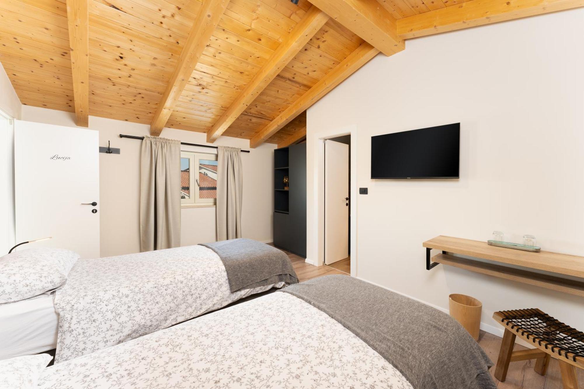 Accommodation Tri Murve 普罗明 外观 照片
